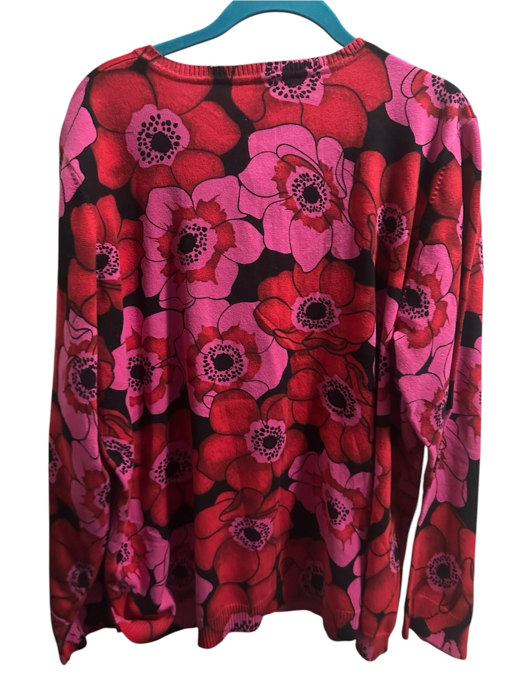 Isaac Mizrahi Vibrant Pink & Red Floral Long Sleeve Top - Picture 6 of 6